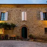Residenza La Canonica Relais - Historic & Pool Tatil Evi *