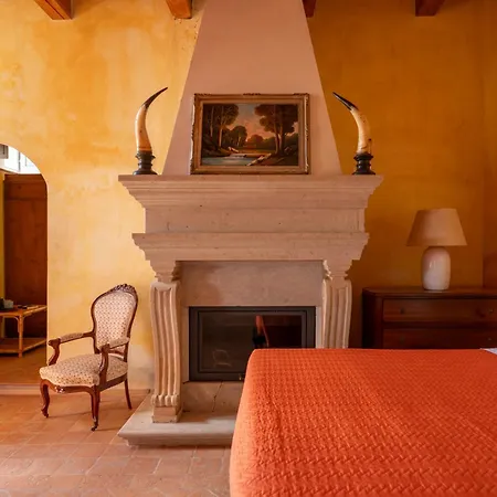 Nyaraló Residenza La Canonica Relais - Historic & Pool