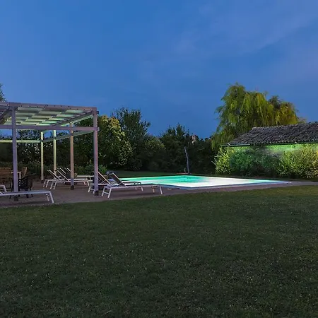 Nyaraló Residenza La Canonica Relais - Historic & Pool *