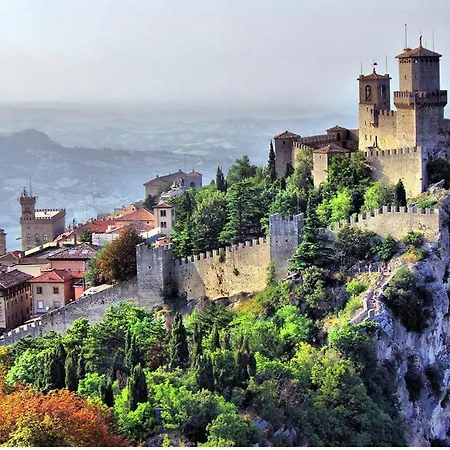 Semesterbostad Residenza La Canonica