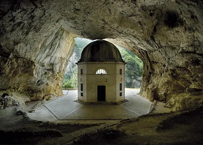 Residenza La Canonica * Novilara